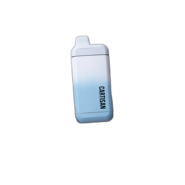 Cartisan Veil Bar Flow 510 Battery in hand