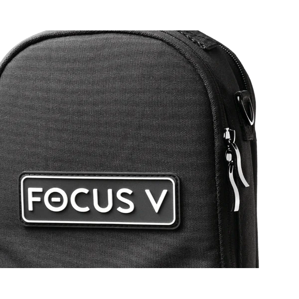 Focus V CARTA 3 Carry Case, close up of the Focus V logo patch and side zipper