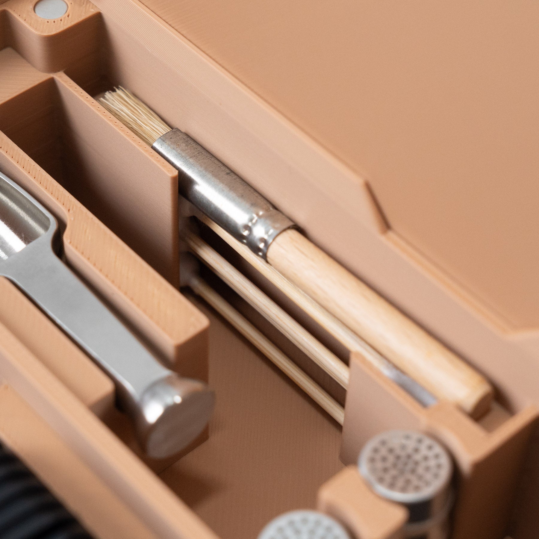 Tuckform Magnetic Case for Veazy