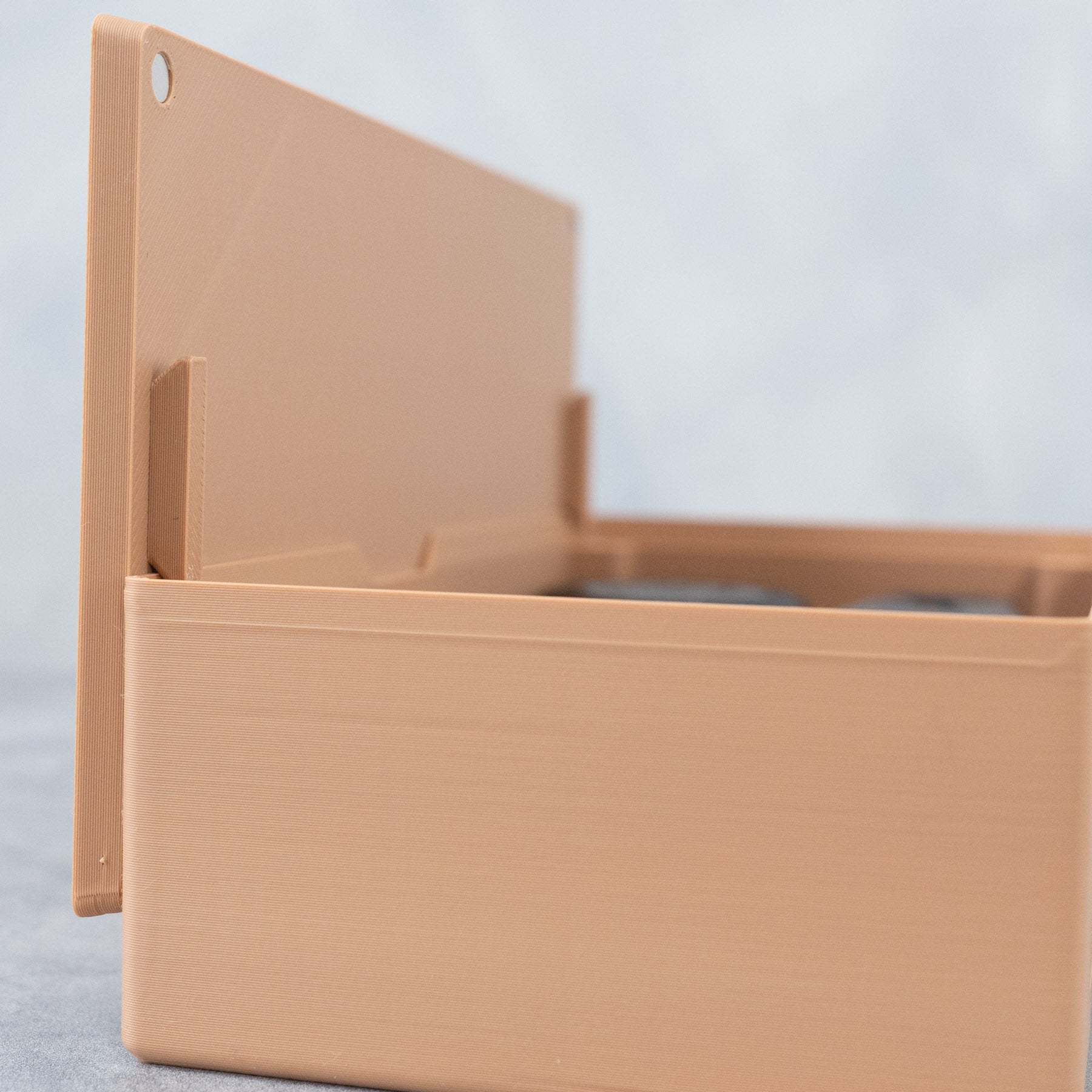 Tuckform Magnetic Case for Veazy