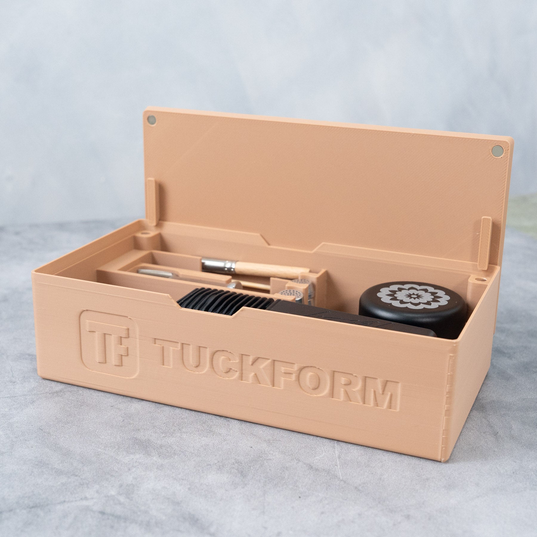 Tuckform Magnetic Case for Veazy